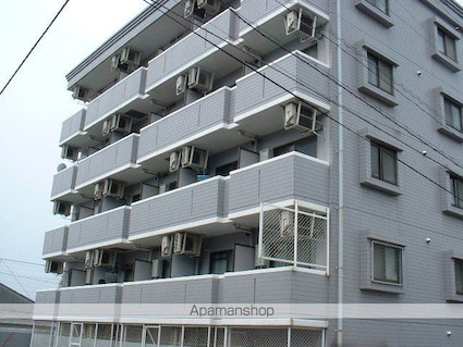 ジョイフリー皆賀[1K/20m2]の外観