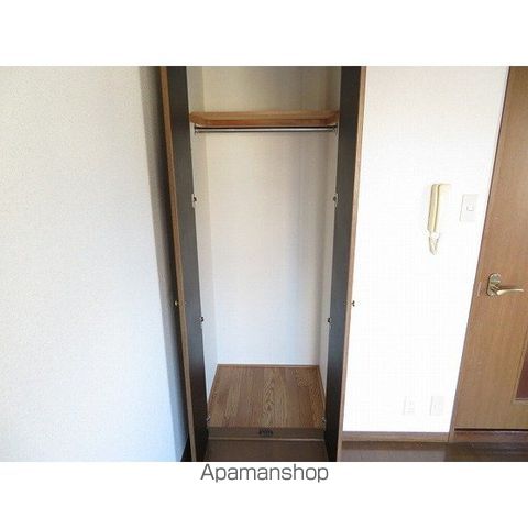CRESCENT MOTONESの内装写真