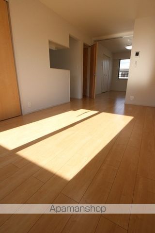 BRUNOVの内装写真