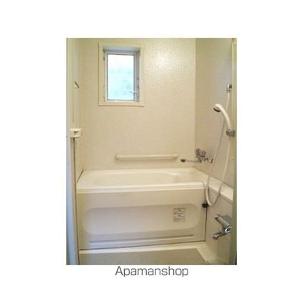 三軒茶屋２丁目戸建[3LDK/72.18m2]のバス