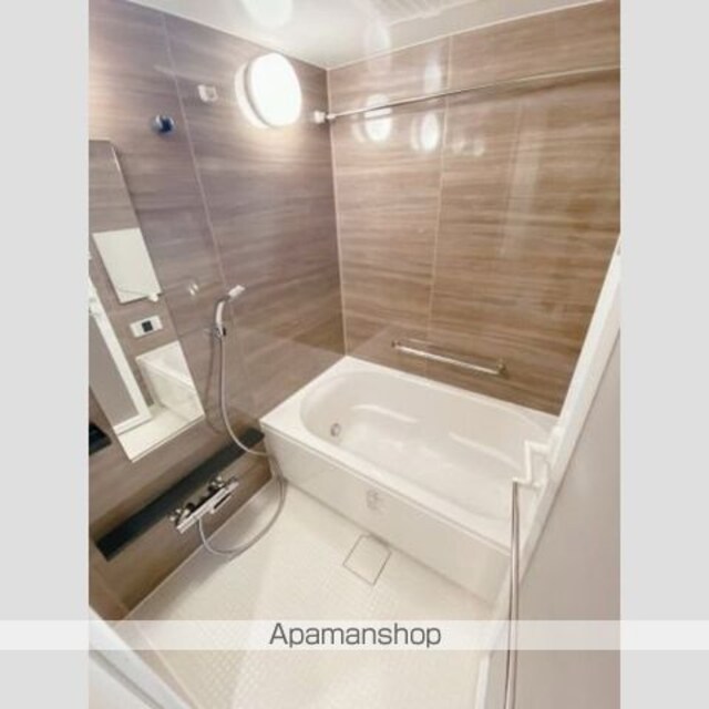 プラウドフラット上野松が谷[2LDK/50.22m2]のバス