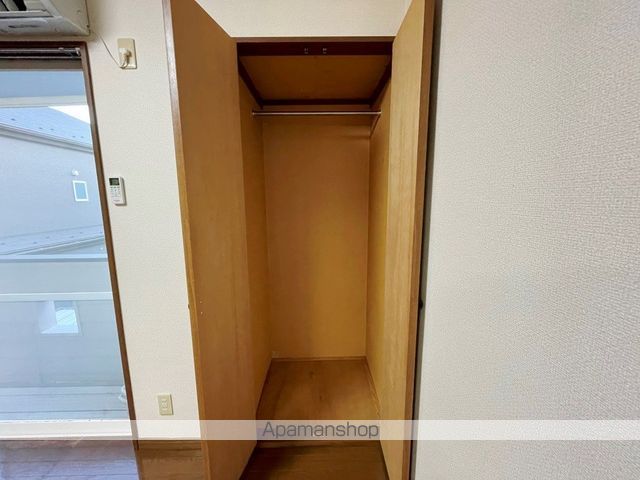 シュロス岸町の内装写真