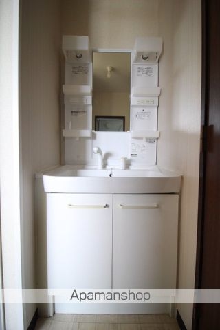 クレセント松新の内装写真