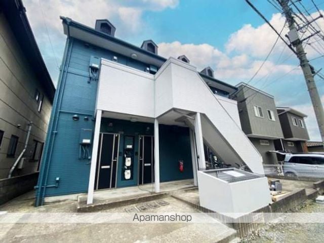 センエイ松山の玄関写真