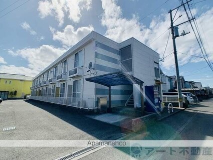 レオパレスグランドカメリア[1K/23.18m2]の外観2
