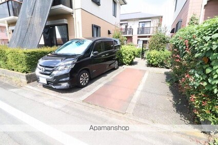 グランメール昭島Ｄ[2LDK/59.43m2]の駐車場2
