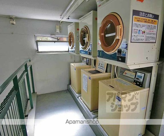 コスモ三条京阪の内装写真
