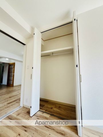 CREA・Hの内装写真