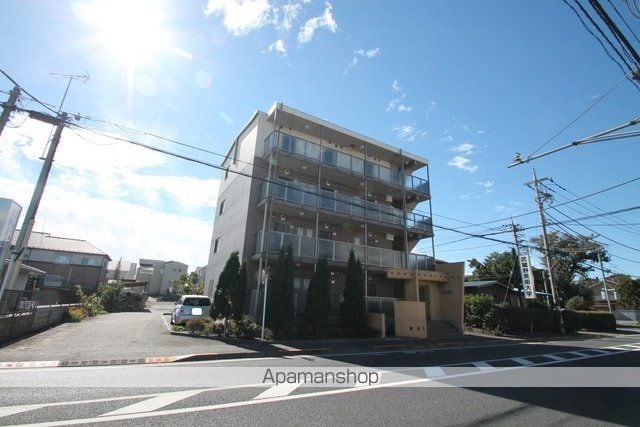 エミール小川