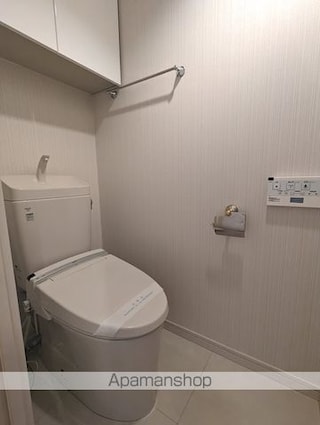カスタリア新宿御苑[1DK/32.6m2]のトイレ