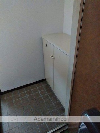 和歌山県和歌山市橋丁[1K/23.39m2]の玄関