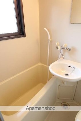 ダイアパレス中央町３０２号[1R/20.33m2]のバス