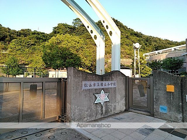 フェニックス山越の周辺写真