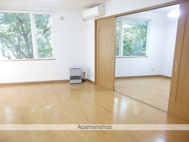 FOREVERの内装写真