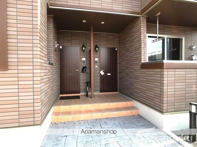 ルーナ・AI IIの玄関写真