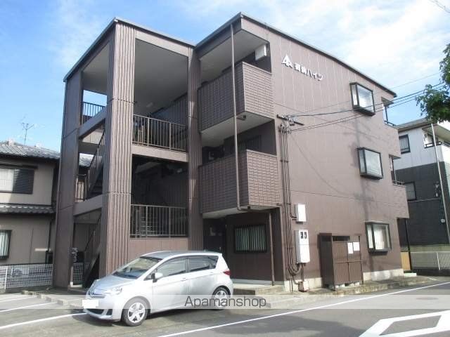 御駒ハイツの外観写真