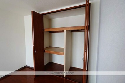 サウスキャッスル末広[1DK/30m2]の収納