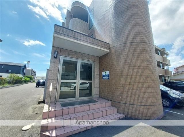 ハバードリーム3番館の玄関写真