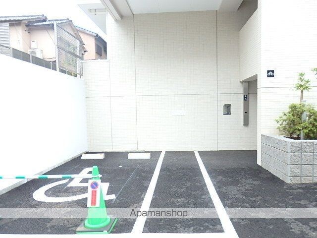 ザ・パークハビオ新宿[1LDK/40.03m2]の駐車場