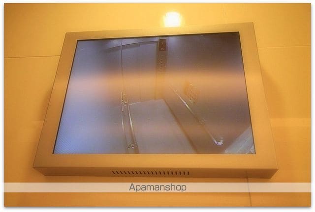 アーデンタワー本町イーストの玄関写真