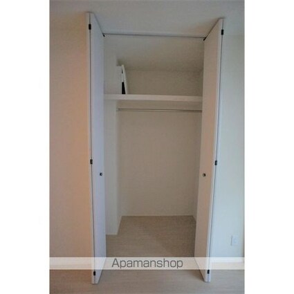 オークレール上落合[1LDK/37.53m2]の収納