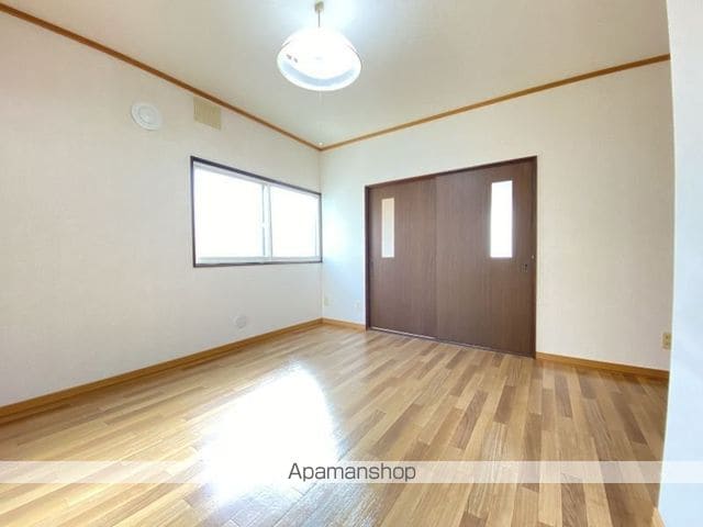 ピアパレス富岡Iの内装写真