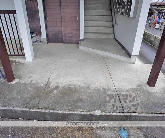 コーポ京洛の玄関写真