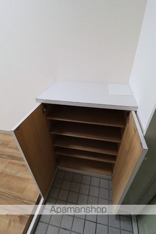 レジデンス板野の内装写真
