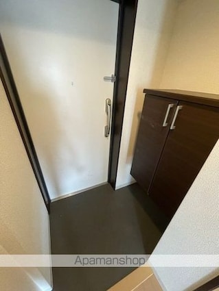 珠光ビル南草津[1DK/28.27m2]の玄関