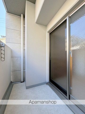 セオリーOSAKAハーバーDOORの内装写真