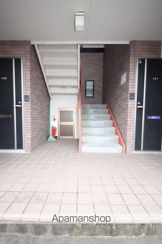 カントリーコーポの玄関写真