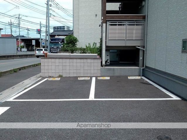 クレイノコンフォールの外観写真