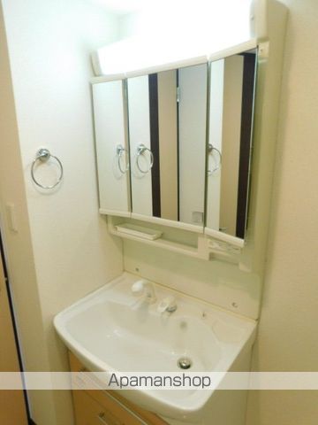 アーバンフラッツ西中島の内装写真