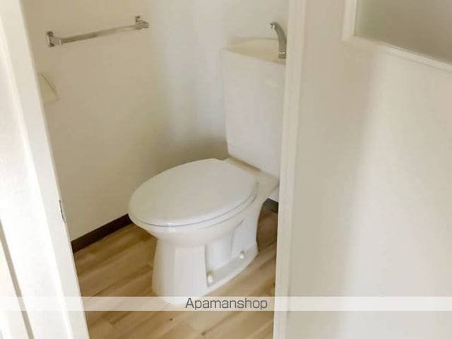 ビレッジハウス亀井野4号棟の内装写真