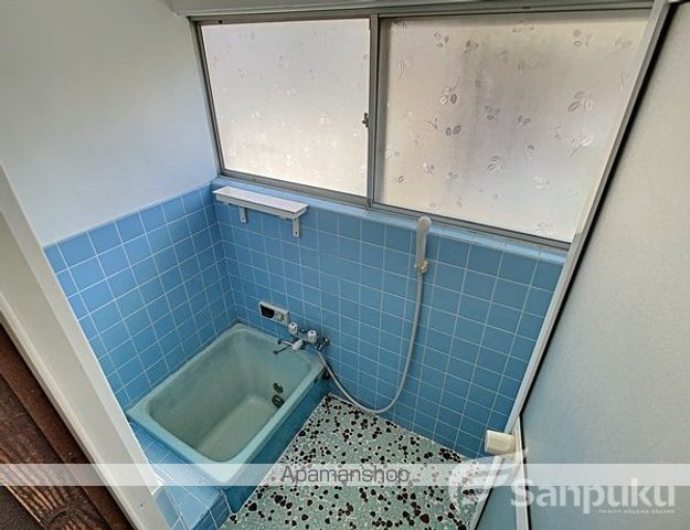 伊予鉄道環状線 萱町六丁目駅 徒歩13分 1階建 築52年の内装写真