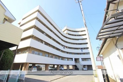 オガタハイツ[1LDK/41m2]の外観2