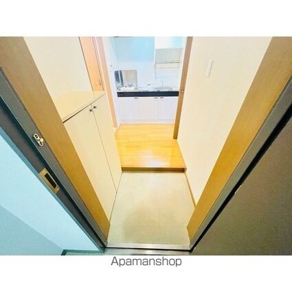 東京都板橋区中丸町[1K/28.35m2]の玄関