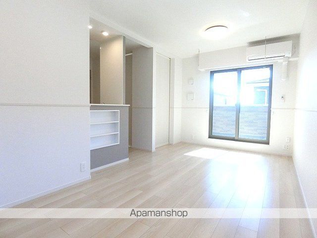 パインオークVIの内装写真