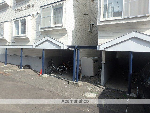 マクセル北28条の玄関写真