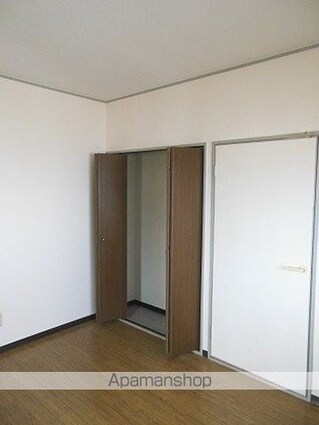 川崎マンション壱番館[2LDK/63m2]の収納