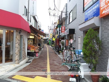 東京都世田谷区赤堤３丁目[1K/29.33m2]の周辺3