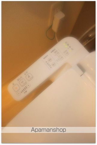PRESSANCESHINSAIBASHIレヨンの内装写真