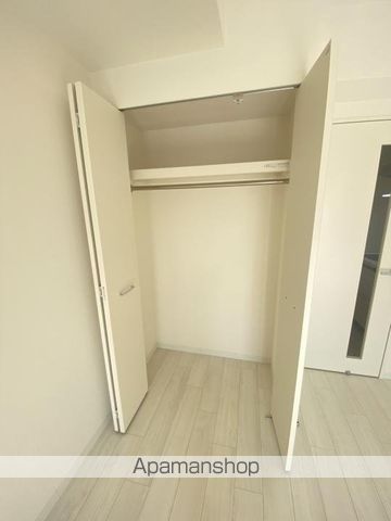 LADOUCEURUMEDAEASTの内装写真