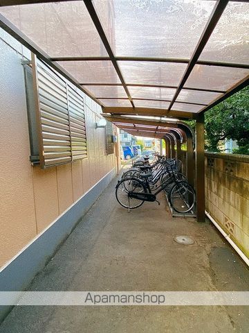 apartment 埼玉県八潮市緑町２丁目27-10
地図を見る