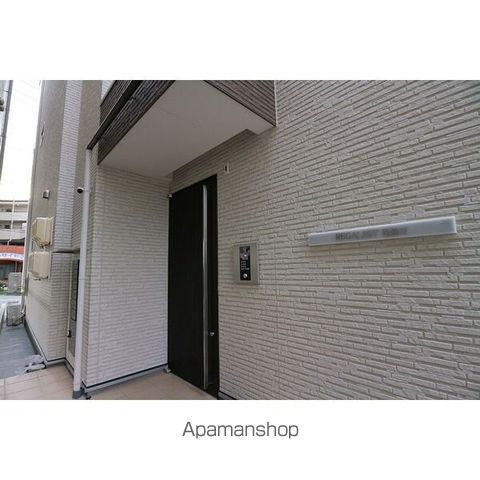 REGALEST塩釜口の玄関写真