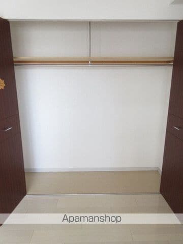 クラッセ近代美術館北の内装写真