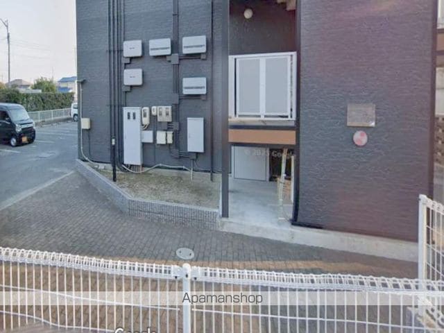 レオパレスハピネスの玄関写真