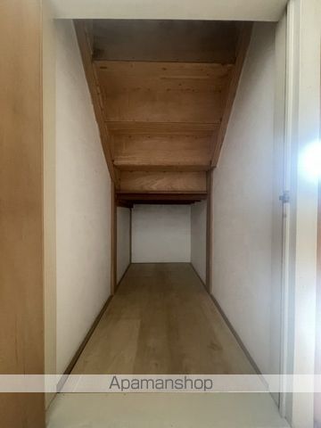 アストラムライン 中筋駅 徒歩9分 2階建 築42年の内装写真