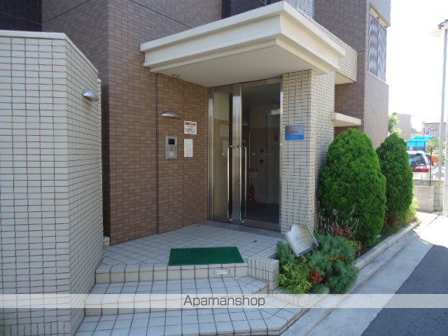 アルモニー中もずの玄関写真