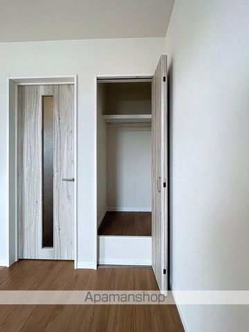 GARAGE HOUSE IIの内装写真